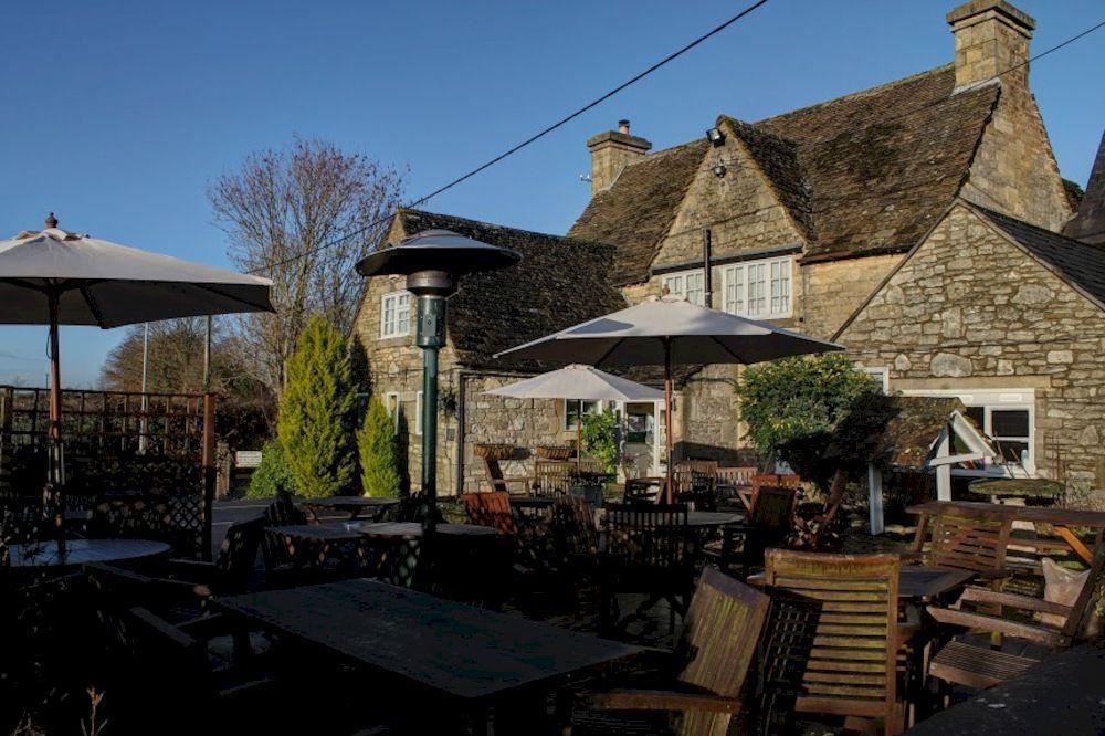 The Tollgate Inn ブラッドフォード・オン・エイヴォン エクステリア 写真